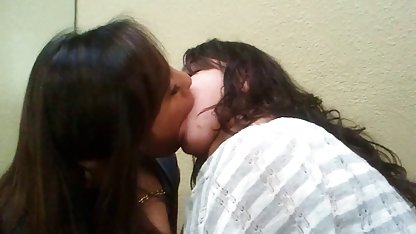Le jepang hot bokeh lesbian porno orgasme