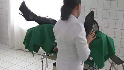 Celah, cewek diikat dan japanese montok digunakan